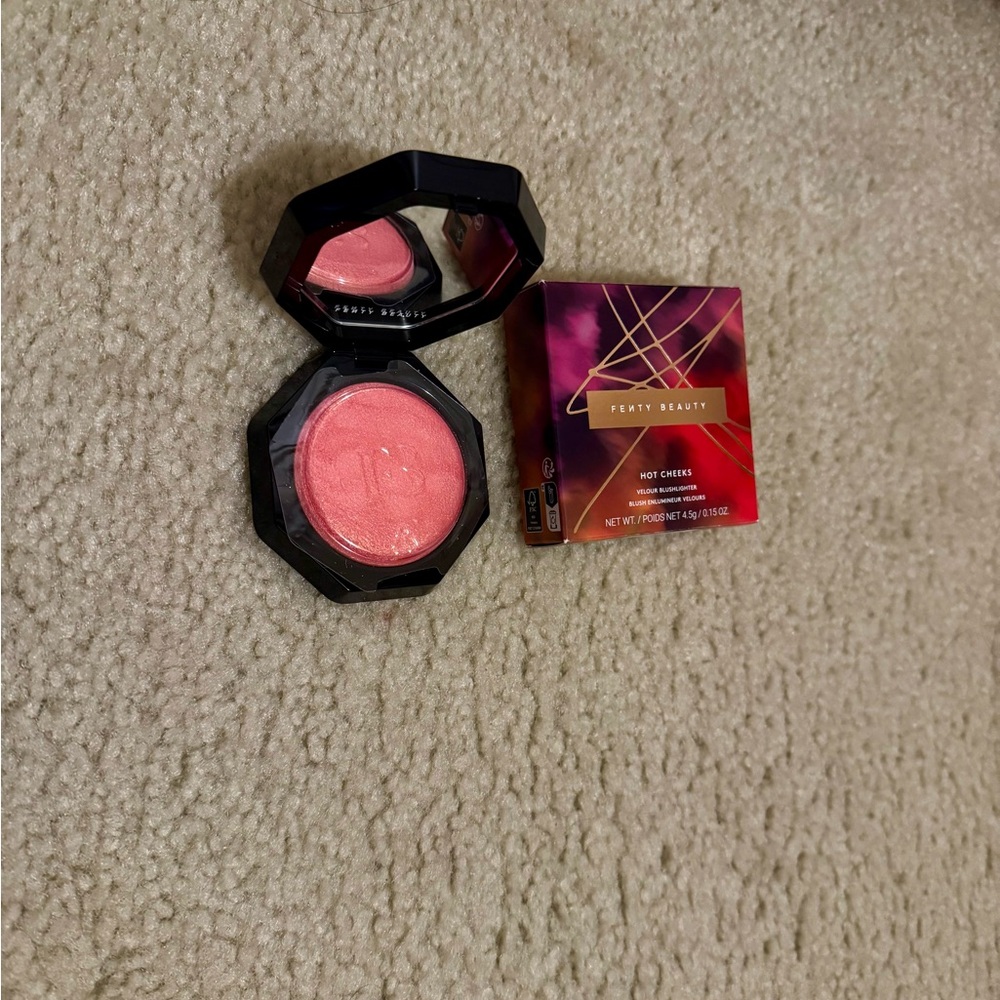 Fenty Beauty Hot Cheeks Blush - Coral - Picture 3 of 5